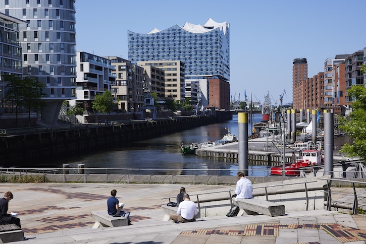 Where Waterfront Meets Lifestyle